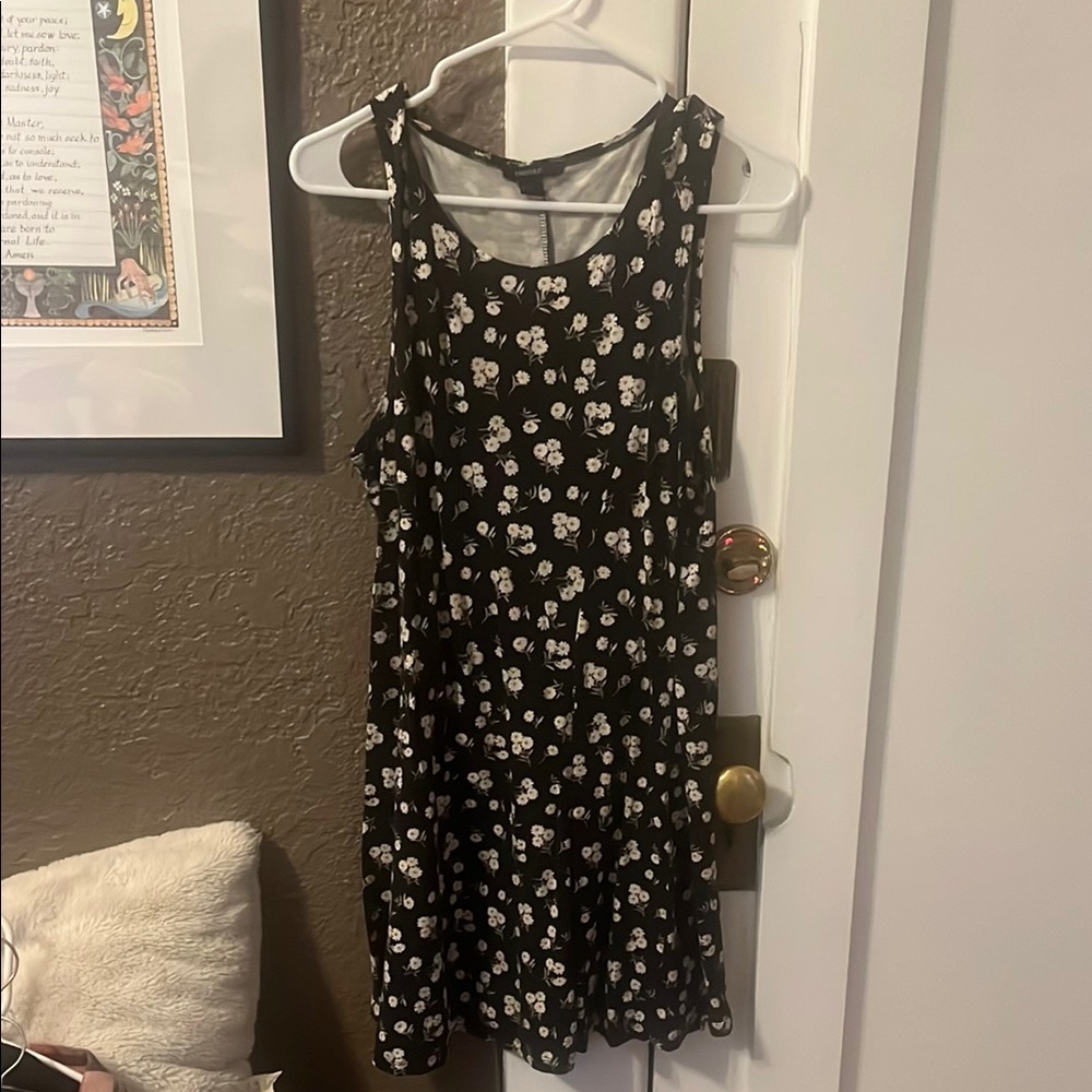 Black Floral Sleeveless Dress